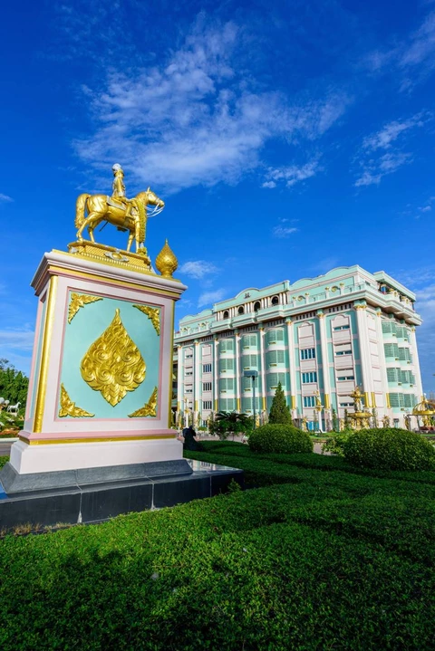 Chicken King Palace