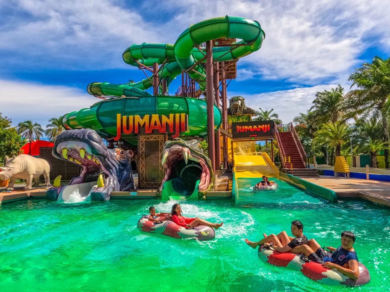 Columbia Pictures Aquaverse Waterpark Tour Pattaya