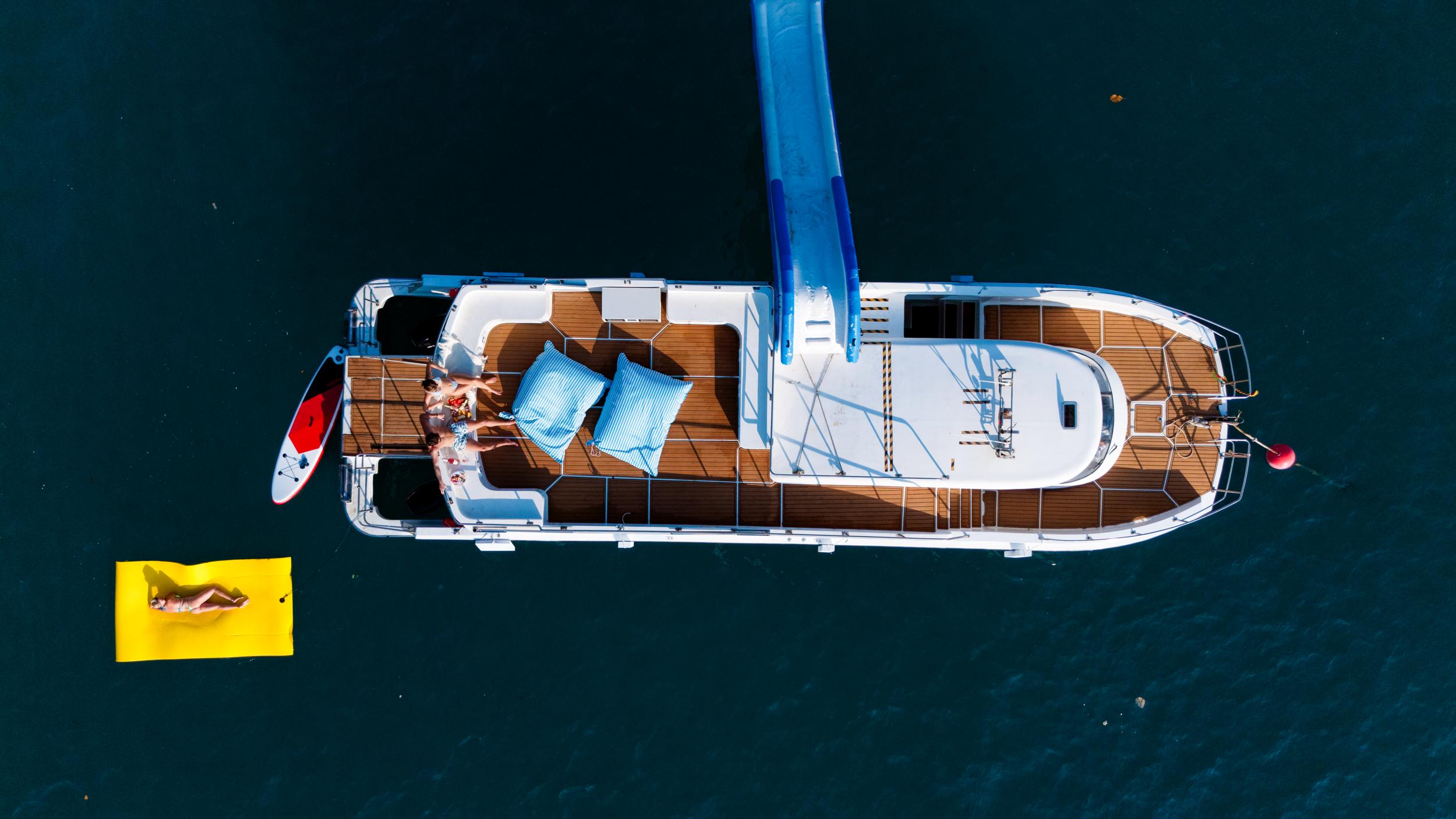 Coral Island & Racha Island Speed Catamaran Taurus