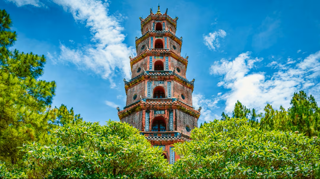 Da Nang - Hue 1 Day Tour: Khai Dinh Tomb - Hue Imperial City - Thien Mu Pagoda